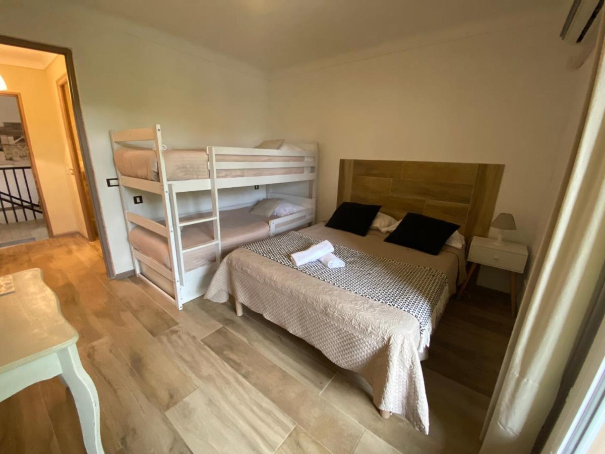אפט Hotel Carina מראה חיצוני תמונה